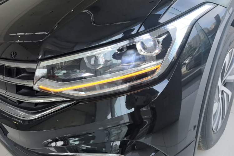 Used Volkswagen Tiguan L New Energy 2023 430 PHEV Plug-in Hybrid Prestige Edition Left Front Headlight