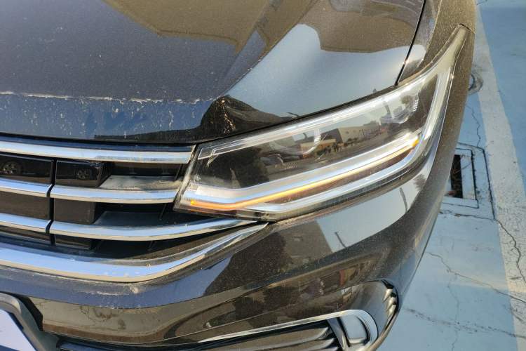 Used Volkswagen Tiguan L New Energy 2023 430 PHEV Plug-in Hybrid Prestige Edition Left Front Headlight