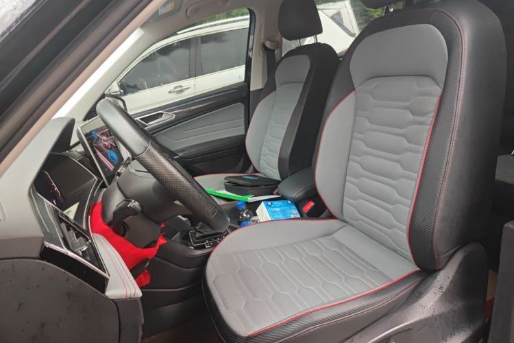 Used Volkswagen Tiguan L New Energy 2023 430 PHEV Plug-in Hybrid Flagship Edition Left Front Seat