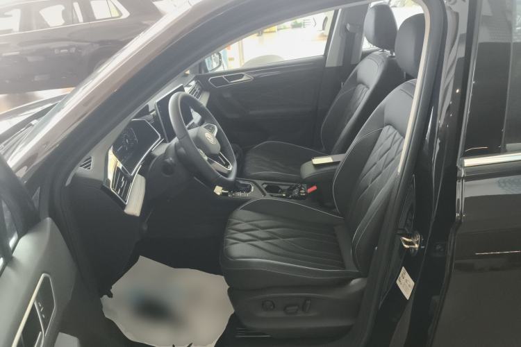 Used Volkswagen Tiguan L New Energy 2023 430 PHEV Plug-in Hybrid Prestige Edition Left Front Seat