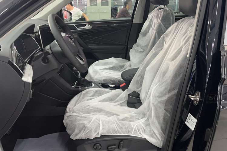 Used Volkswagen Tiguan L New Energy 2023 430 PHEV Plug-in Hybrid Prestige Edition Left Front Seat