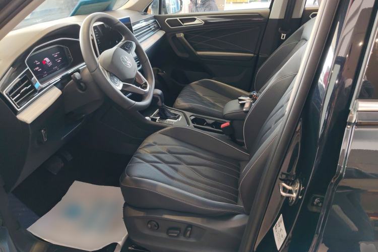 Used Volkswagen Tiguan L New Energy 2023 430 PHEV Plug-in Hybrid Prestige Edition Left Front Seat