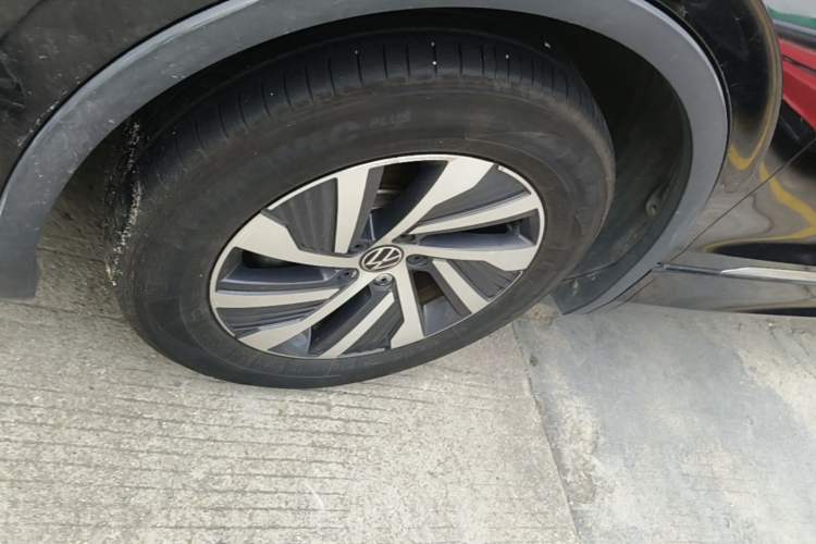 Used Volkswagen Tiguan L New Energy 2023 430 PHEV Plug-in Hybrid Flagship Edition Left Front Wheel Hub