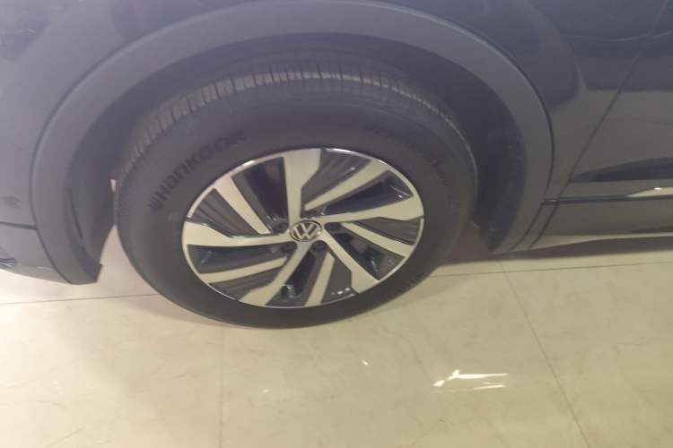 Used Volkswagen Tiguan L New Energy 2023 430 PHEV Plug-in Hybrid Prestige Edition Left Front Wheel Hub