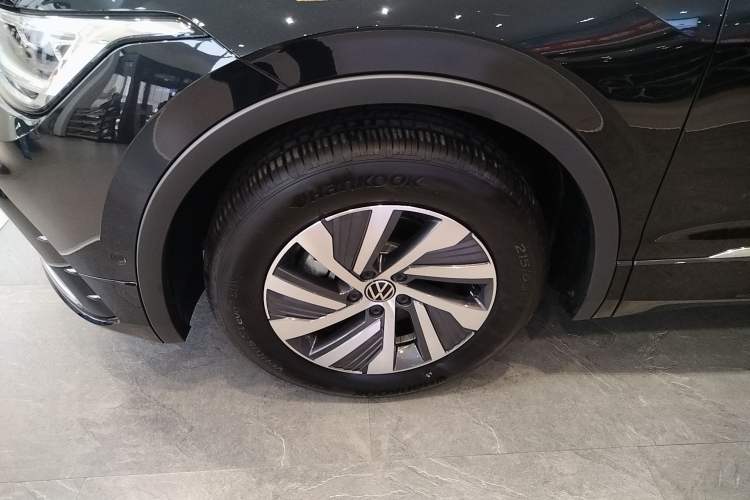 Used Volkswagen Tiguan L New Energy 2023 430 PHEV Plug-in Hybrid Prestige Edition Left Front Wheel Hub