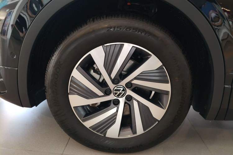 Used Volkswagen Tiguan L New Energy 2023 430 PHEV Plug-in Hybrid Prestige Edition Left Front Wheel Hub