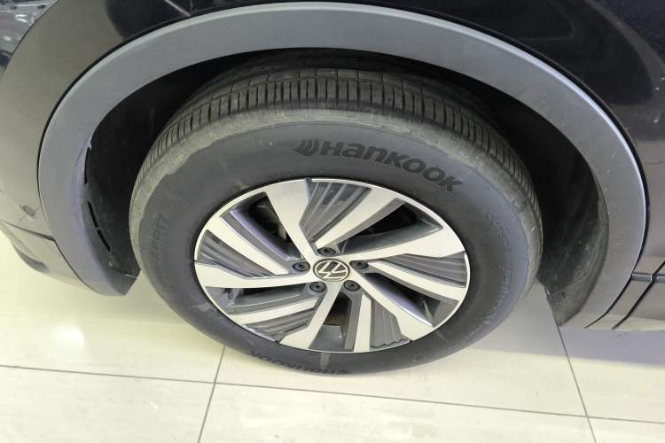 Used Volkswagen Tiguan L New Energy 2023 430 PHEV Plug-in Hybrid Prestige Edition Left Front Wheel Hub