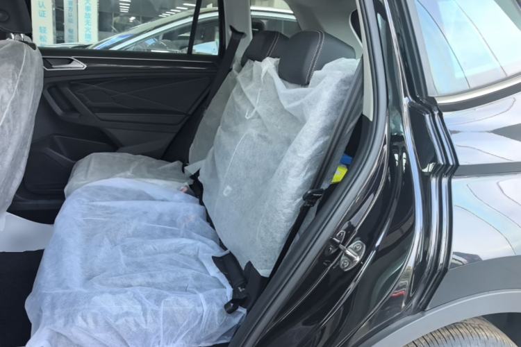 Used Volkswagen Tiguan L New Energy 2023 430 PHEV Plug-in Hybrid Prestige Edition Left Rear Seat