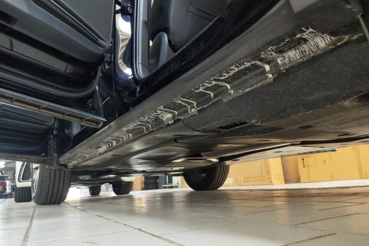 Used Volkswagen Tiguan L New Energy  Left Side Sill