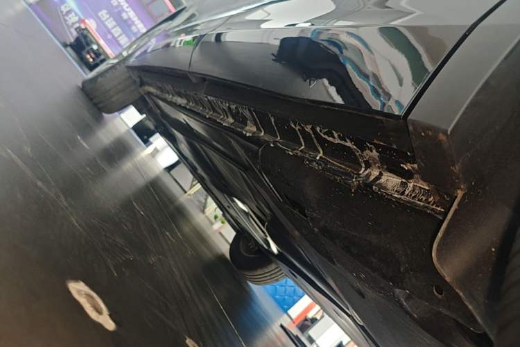 Used Volkswagen Tiguan L New Energy 2023 430 PHEV Plug-in Hybrid Prestige Edition Left Side Sill