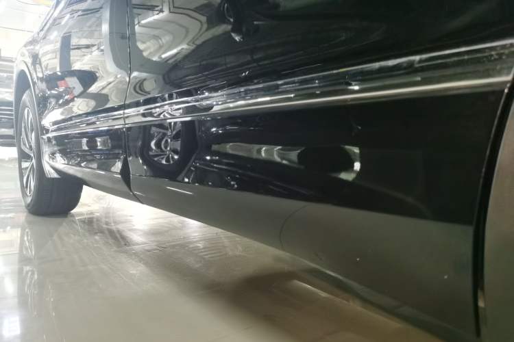 Used Volkswagen Tiguan L New Energy 2023 430 PHEV Plug-in Hybrid Flagship Edition Left Side Sill