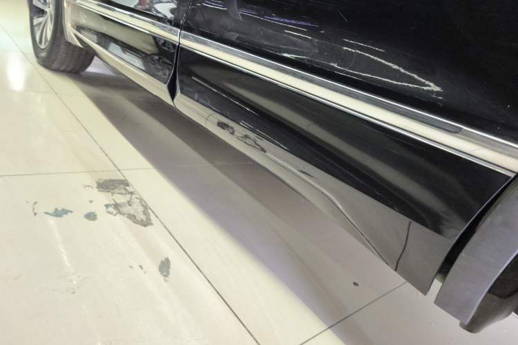 Used Volkswagen Tiguan L New Energy 2023 430 PHEV Plug-in Hybrid Prestige Edition Left Side Sill