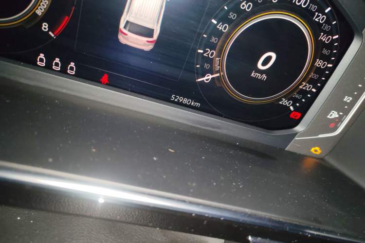 Used Volkswagen Tiguan L New Energy 2023 430 PHEV Plug-in Hybrid Flagship Edition Odometer Close Up
