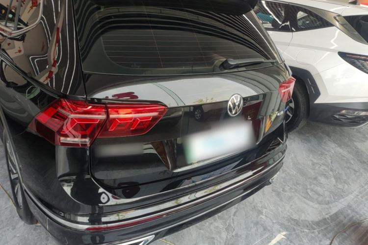 Used Volkswagen Tiguan L New Energy 2023 430 PHEV Plug-in Hybrid Prestige Edition Rear