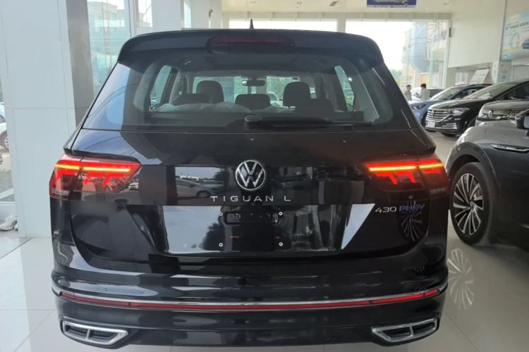 Used Volkswagen Tiguan L New Energy 2023 430 PHEV Plug-in Hybrid Prestige Edition Rear