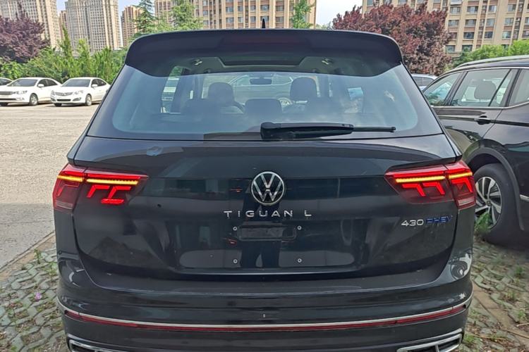 Used Volkswagen Tiguan L New Energy 2023 430 PHEV Plug-in Hybrid Prestige Edition Rear