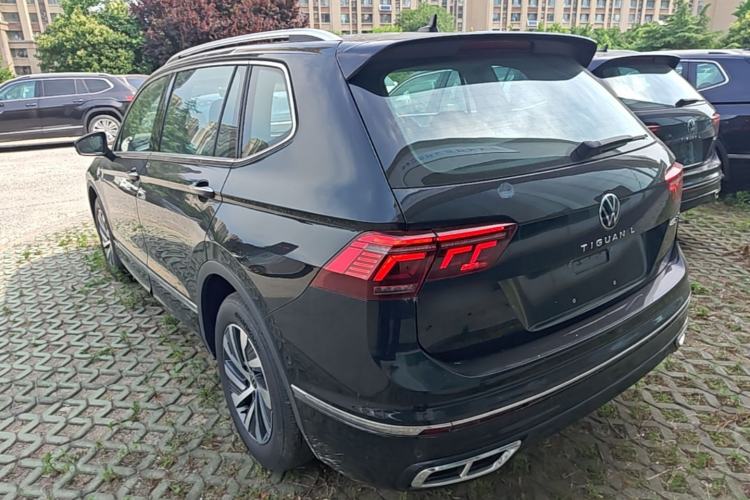 Used Volkswagen Tiguan L New Energy 2023 430 PHEV Plug-in Hybrid Prestige Edition Rear Left 45 Deg
