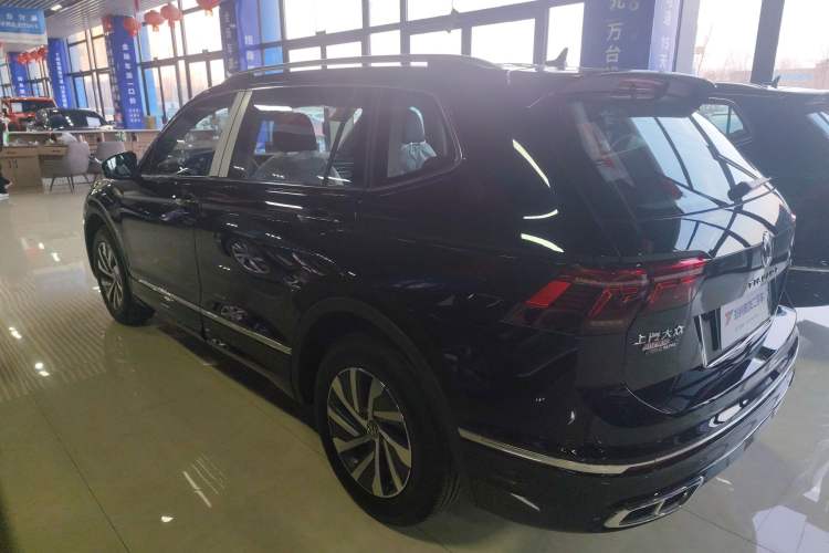 Used Volkswagen Tiguan L New Energy 2023 430 PHEV Plug-in Hybrid Prestige Edition Rear Left 45 Deg