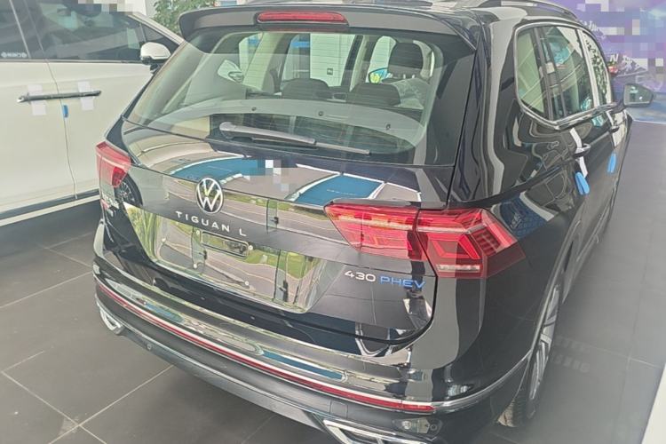 Used Volkswagen Tiguan L New Energy 2023 430 PHEV Plug-in Hybrid Prestige Edition Rear Right 45 Deg