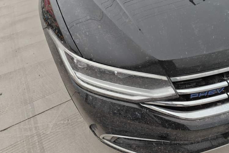 Used Volkswagen Tiguan L New Energy 2023 430 PHEV Plug-in Hybrid Prestige Edition Right Front Headlight