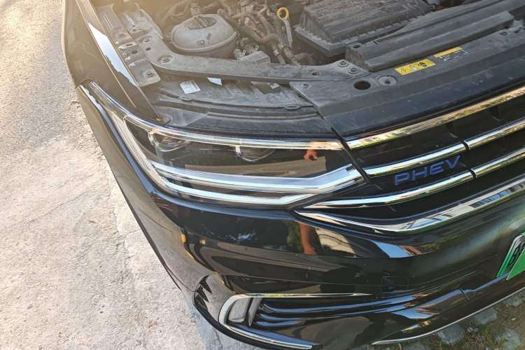 Used Volkswagen Tiguan L New Energy 2023 430 PHEV Plug-in Hybrid Prestige Edition Right Front Headlight