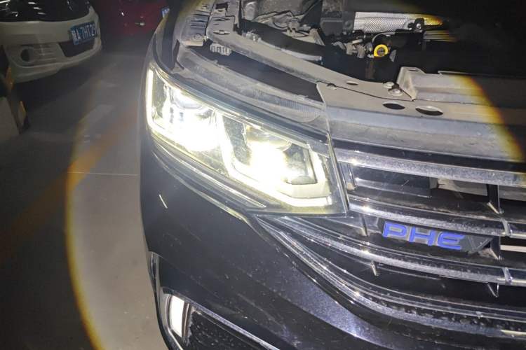 Used Volkswagen Tiguan L New Energy 2023 430 PHEV Plug-in Hybrid Flagship Edition Right Front Headlight