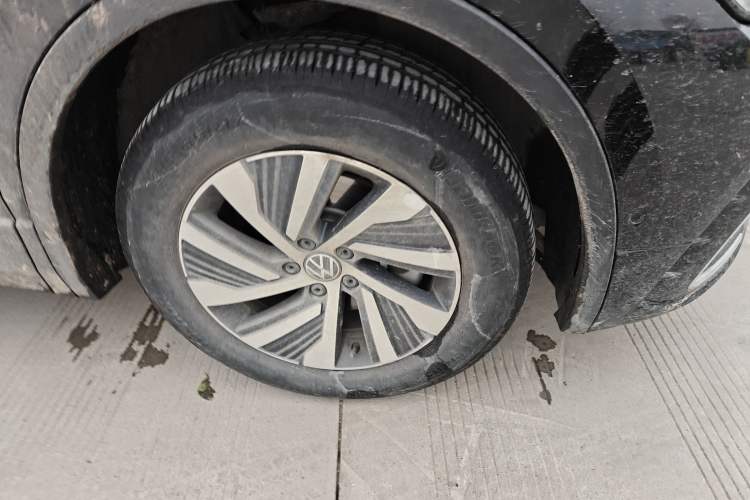 Used Volkswagen Tiguan L New Energy 2023 430 PHEV Plug-in Hybrid Prestige Edition Right Front Wheel Hub
