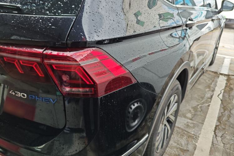 Used Volkswagen Tiguan L New Energy 2023 430 PHEV Plug-in Hybrid Flagship Edition Right Rear Taillight