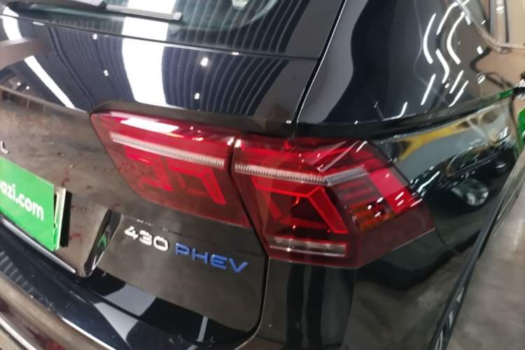 Used Volkswagen Tiguan L New Energy 2023 430 PHEV Plug-in Hybrid Prestige Edition Right Rear Taillight