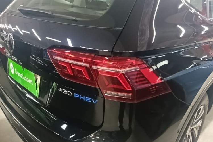 Used Volkswagen Tiguan L New Energy 2023 430 PHEV Plug-in Hybrid Prestige Edition Right Rear Taillight