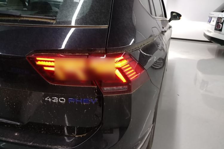 Used Volkswagen Tiguan L New Energy 2023 430 PHEV Plug-in Hybrid Prestige Edition Right Rear Taillight