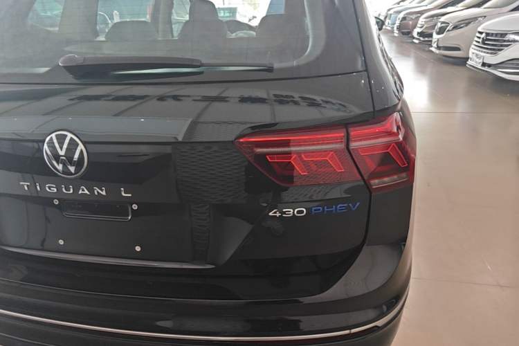 Used Volkswagen Tiguan L New Energy 2023 430 PHEV Plug-in Hybrid Prestige Edition Right Rear Taillight