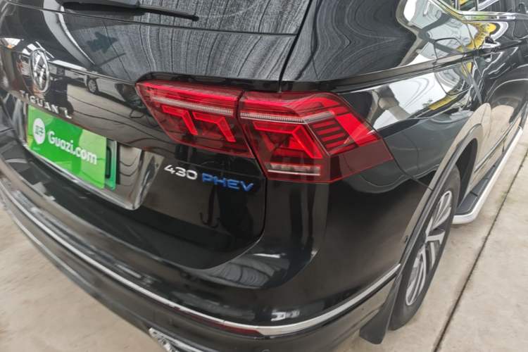 Used Volkswagen Tiguan L New Energy 2023 430 PHEV Plug-in Hybrid Flagship Edition Right Rear Taillight