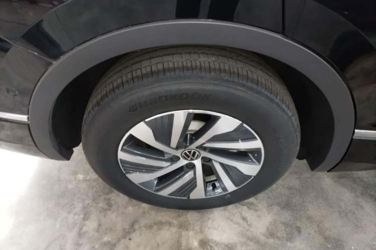 Used Volkswagen Tiguan L New Energy 2023 430 PHEV Plug-in Hybrid Prestige Edition Right Rear Wheel Hub