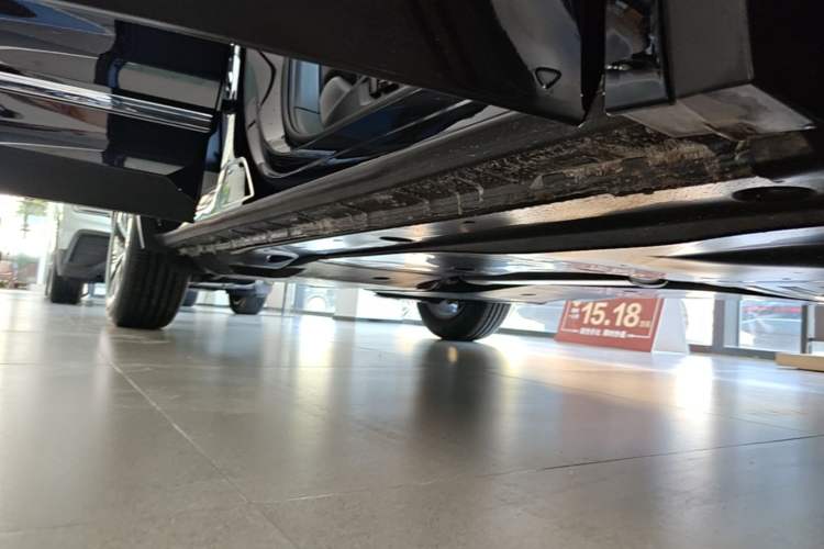 Used Volkswagen Tiguan L New Energy 2023 430 PHEV Plug-in Hybrid Prestige Edition Right Side Sill