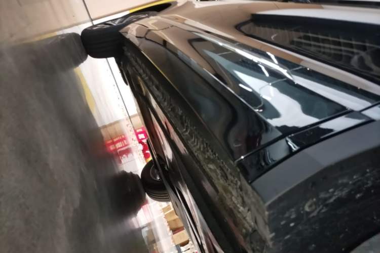 Used Volkswagen Tiguan L New Energy 2023 430 PHEV Plug-in Hybrid Prestige Edition Right Side Sill