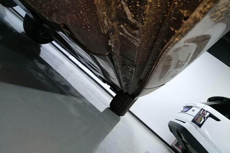 Used Volkswagen Tiguan L New Energy 2023 430 PHEV Plug-in Hybrid Prestige Edition Right Side Sill