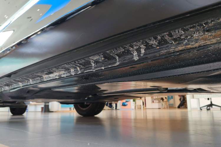 Used Volkswagen Tiguan L New Energy 2023 430 PHEV Plug-in Hybrid Prestige Edition Right Side Sill