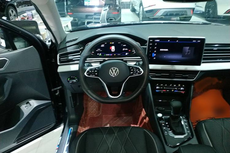 Used Volkswagen Tiguan L New Energy 2023 430 PHEV Plug-in Hybrid Prestige Edition Steering Wheel