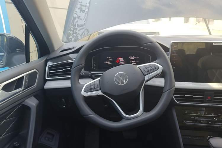 Used Volkswagen Tiguan L New Energy 2023 430 PHEV Plug-in Hybrid Prestige Edition Steering Wheel