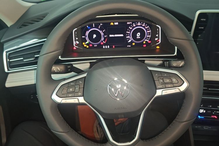 Used Volkswagen Tiguan L New Energy 2023 430 PHEV Plug-in Hybrid Prestige Edition Steering Wheel
