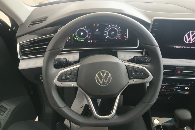 Used Volkswagen Tiguan L New Energy 2023 430 PHEV Plug-in Hybrid Prestige Edition Steering Wheel