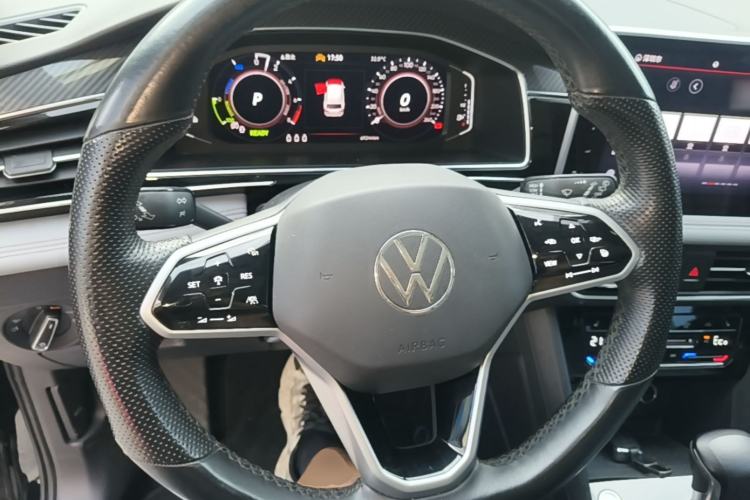 Used Volkswagen Tiguan L New Energy 2023 430 PHEV Plug-in Hybrid Flagship Edition Steering Wheel