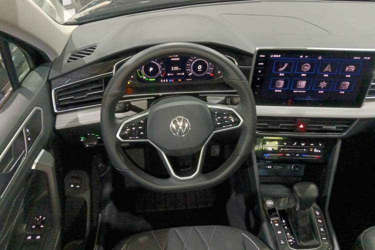 Used Volkswagen Tiguan L New Energy 2023 430 PHEV Plug-in Hybrid Prestige Edition Steering Wheel