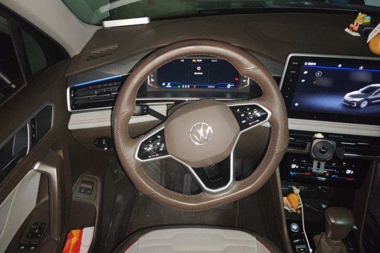 Used Volkswagen Tiguan L New Energy 2023 430 PHEV Plug-in Hybrid Flagship Edition Steering Wheel