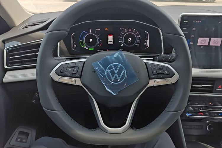 Used Volkswagen Tiguan L New Energy 2023 430 PHEV Plug-in Hybrid Prestige Edition Steering Wheel