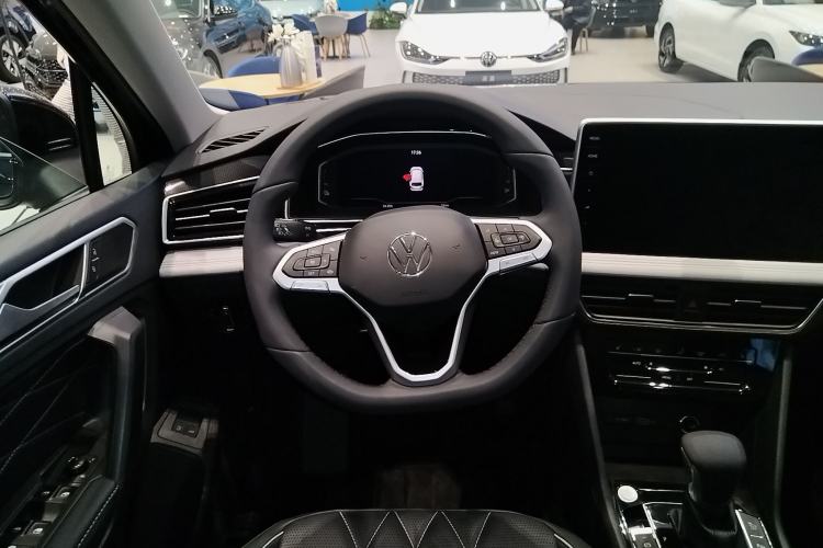 Used Volkswagen Tiguan L New Energy 2023 430 PHEV Plug-in Hybrid Prestige Edition Steering Wheel
