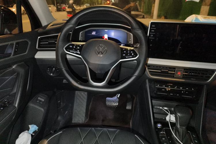 Used Volkswagen Tiguan L New Energy 2023 430 PHEV Plug-in Hybrid Prestige Edition Steering Wheel