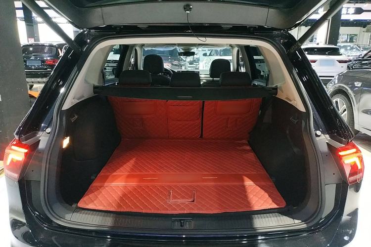 Used Volkswagen Tiguan L New Energy 2023 430 PHEV Plug-in Hybrid Prestige Edition Trunk