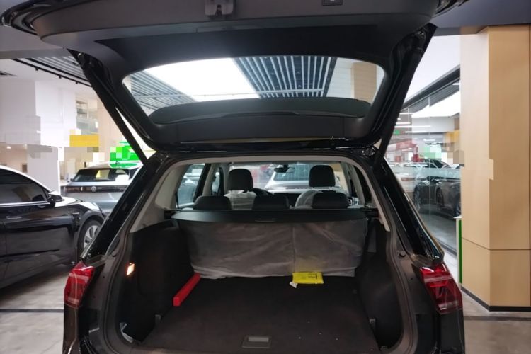 Used Volkswagen Tiguan L New Energy 2023 430 PHEV Plug-in Hybrid Prestige Edition Trunk